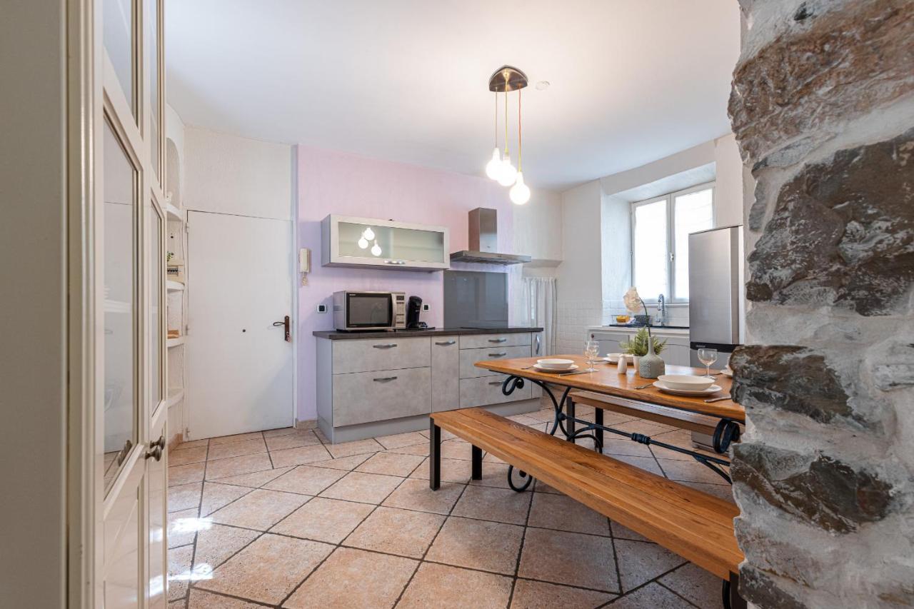 Apartment 1 Bedroom In Port *