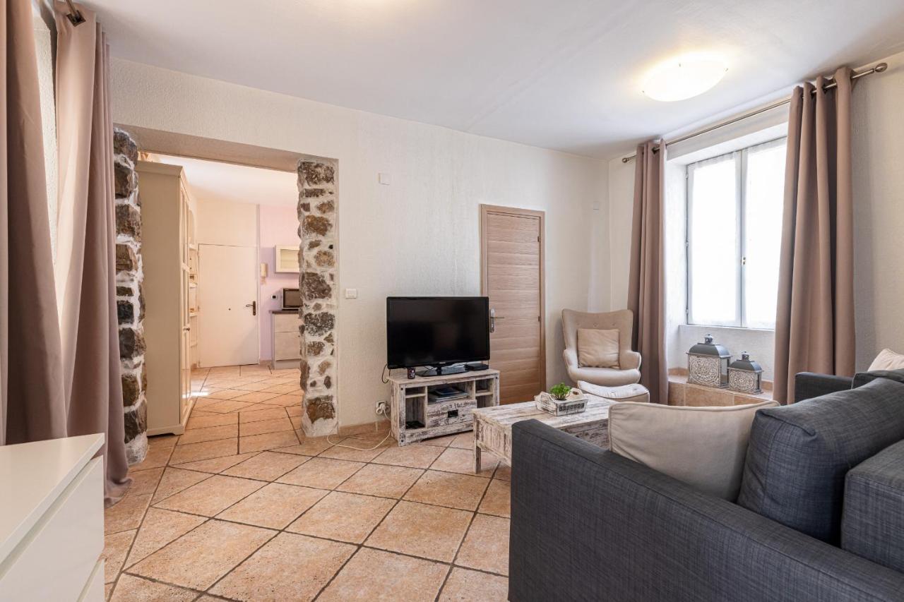 1 Bedroom In Port * Nizza